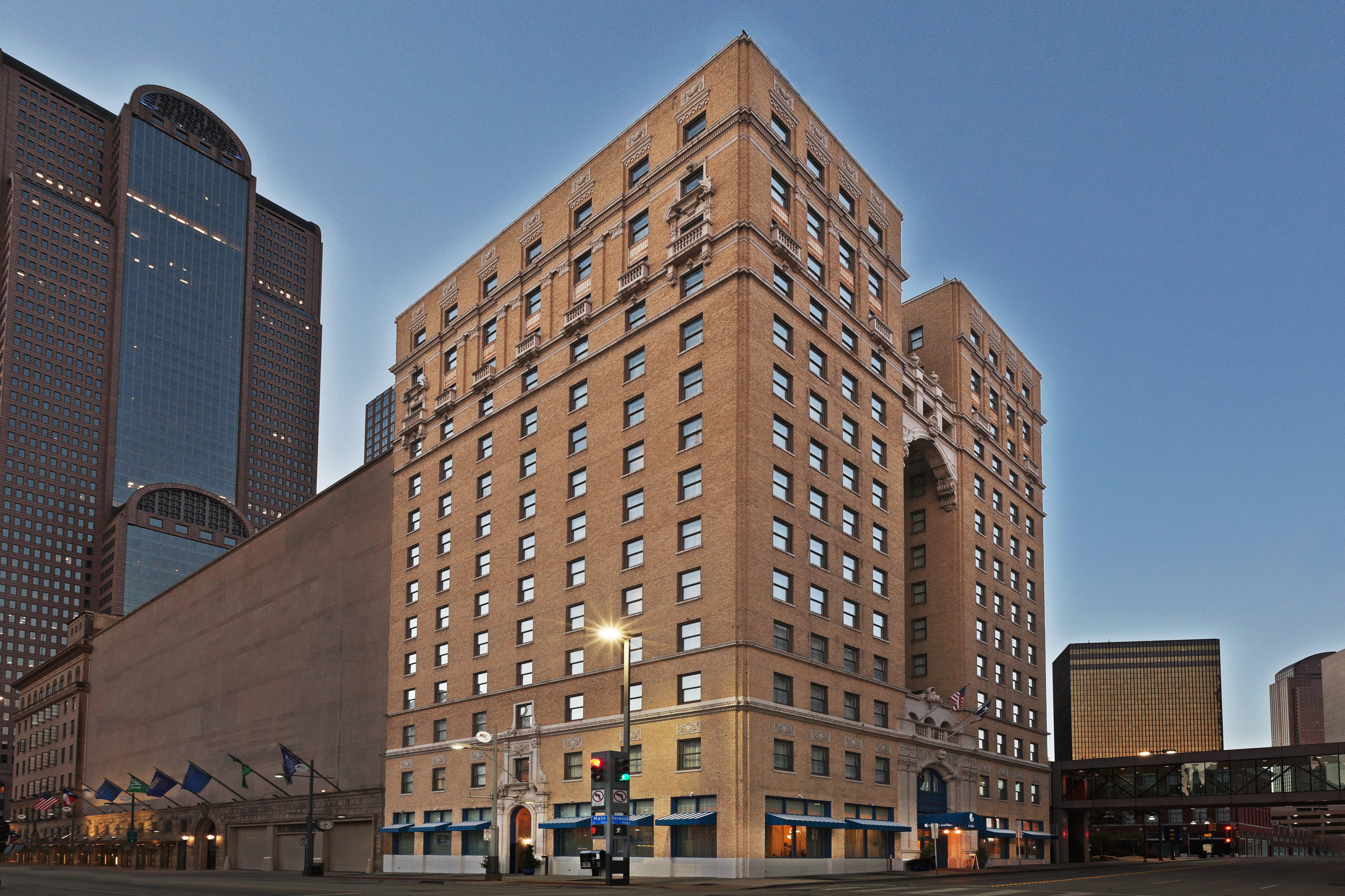 Hotel Indigo Dallas Downtown By Ihg Exterior photo