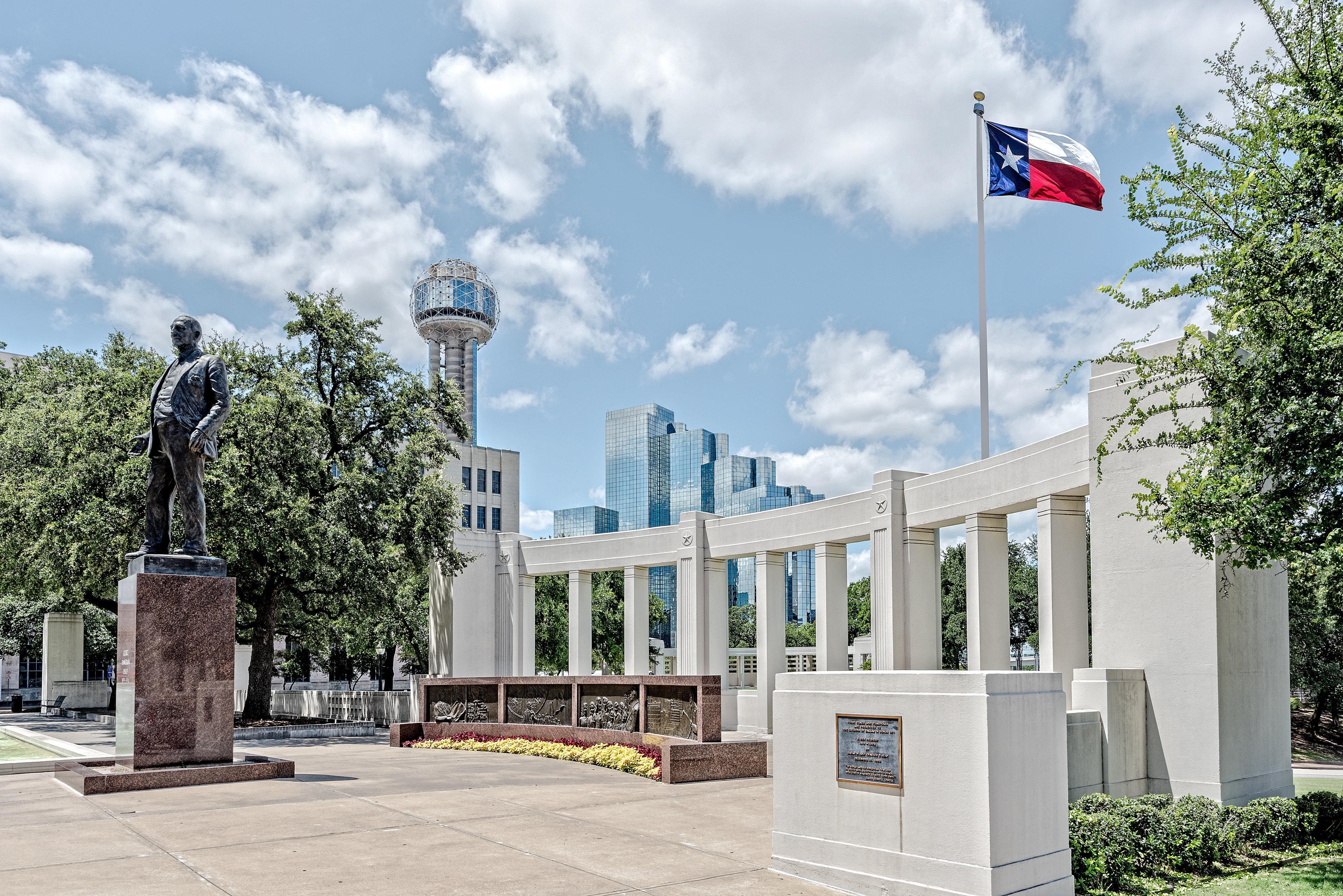 Hotel Indigo Dallas Downtown By Ihg Exterior photo