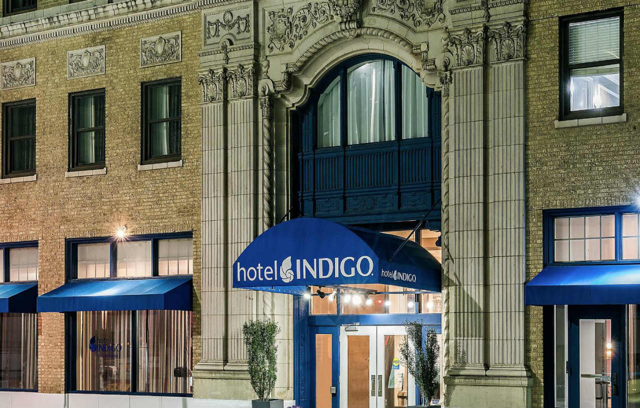 Hotel Indigo Dallas Downtown By Ihg Exterior photo